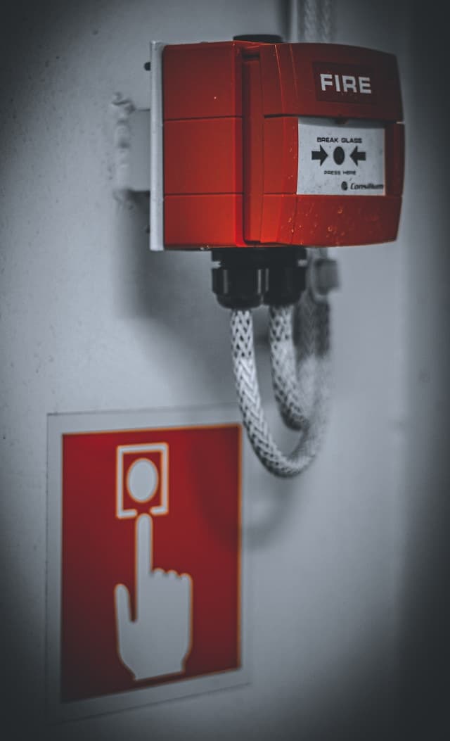 Expert fire safety audit of a building, Warsaw